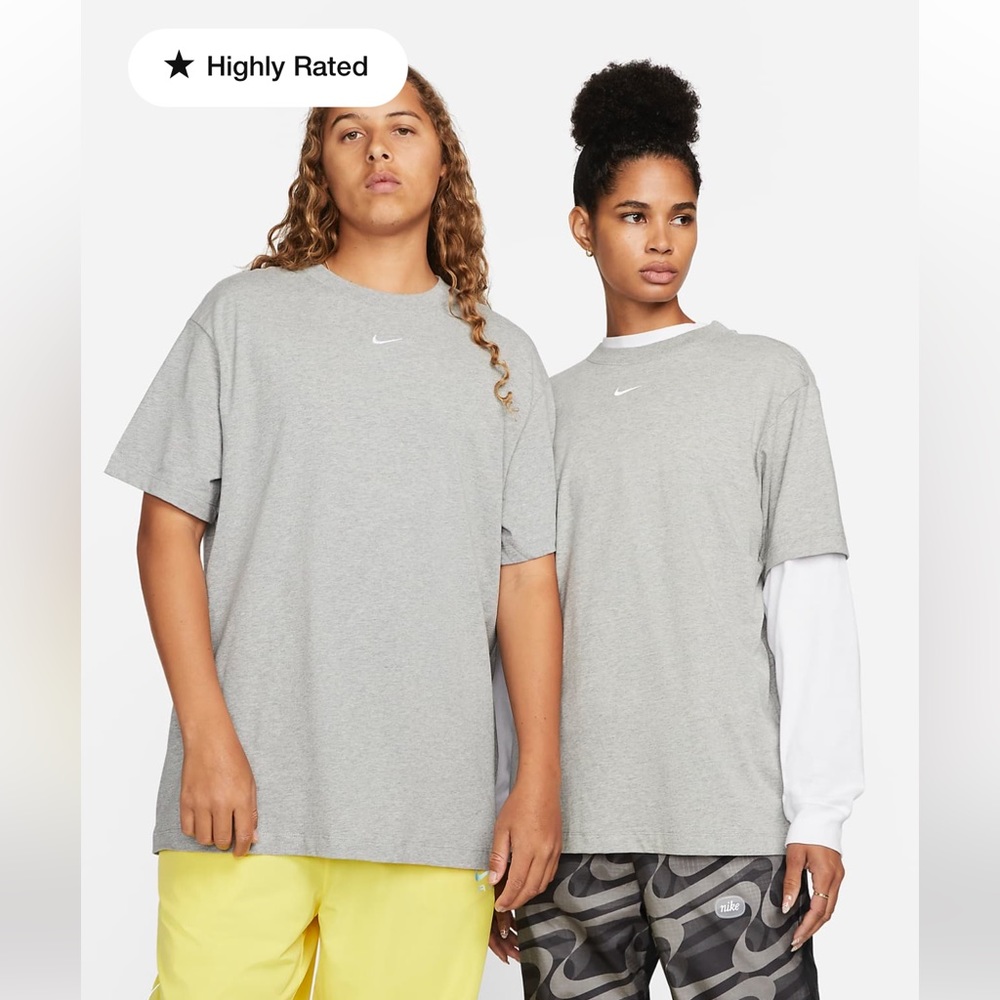 Nike Sportswear Essentials Uni-Sex T-Shirt